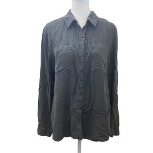 Maurices Casual Button-Down Shirt - Dark Gray. Size L.